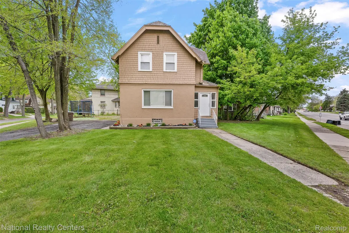 686 N Perry Street, Pontiac, MI 48342 - #1