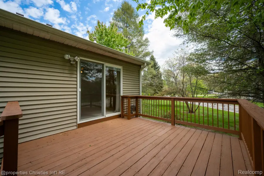 8896 Redstone Drive, Pinckney, MI 48169 - #3