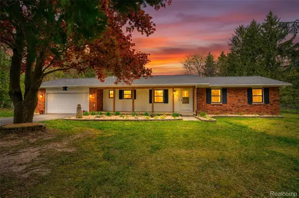 8077 Hunter Road, Bath, MI 48808