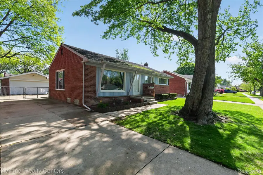 29911 Macintyre Street, Livonia, MI 48150 - #3