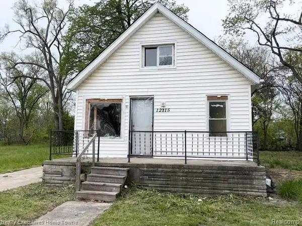 12115 Woodmont Avenue, Detroit, MI 48227
