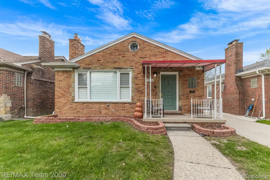 7275 Colonial Street, Dearborn Heights, MI 48127 - #2