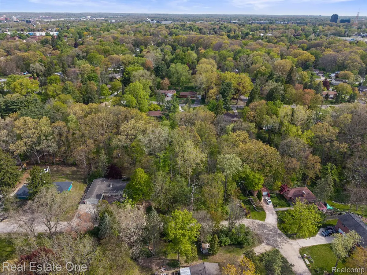 0000 Hunters Lane, Southfield, MI 48033 - #1