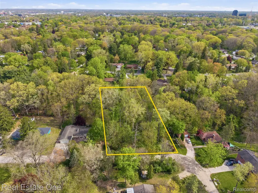 0000 Hunters Lane, Southfield, MI 48033 - #2