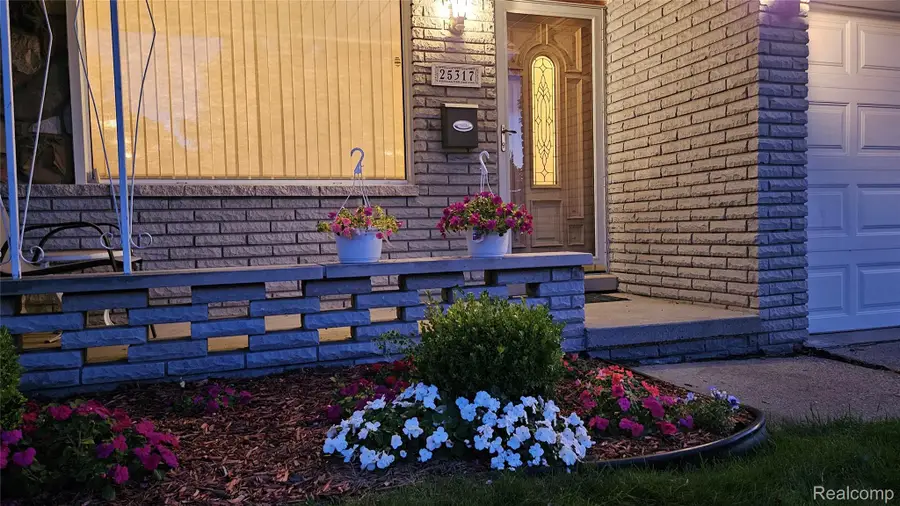 25317 Koths Street, Taylor, MI 48180 - #2