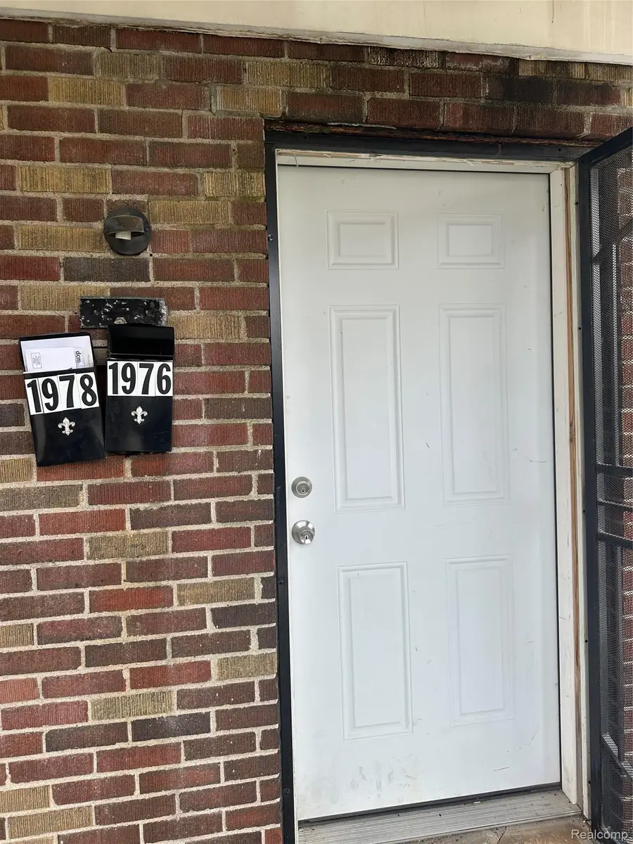 1976 La Belle Street, Detroit, MI 48238 - #2