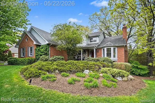 8189 High Point Trail, WhiteLake, MI 48386
