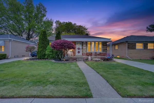 20819 Revere Street, StClairShores, MI 48080