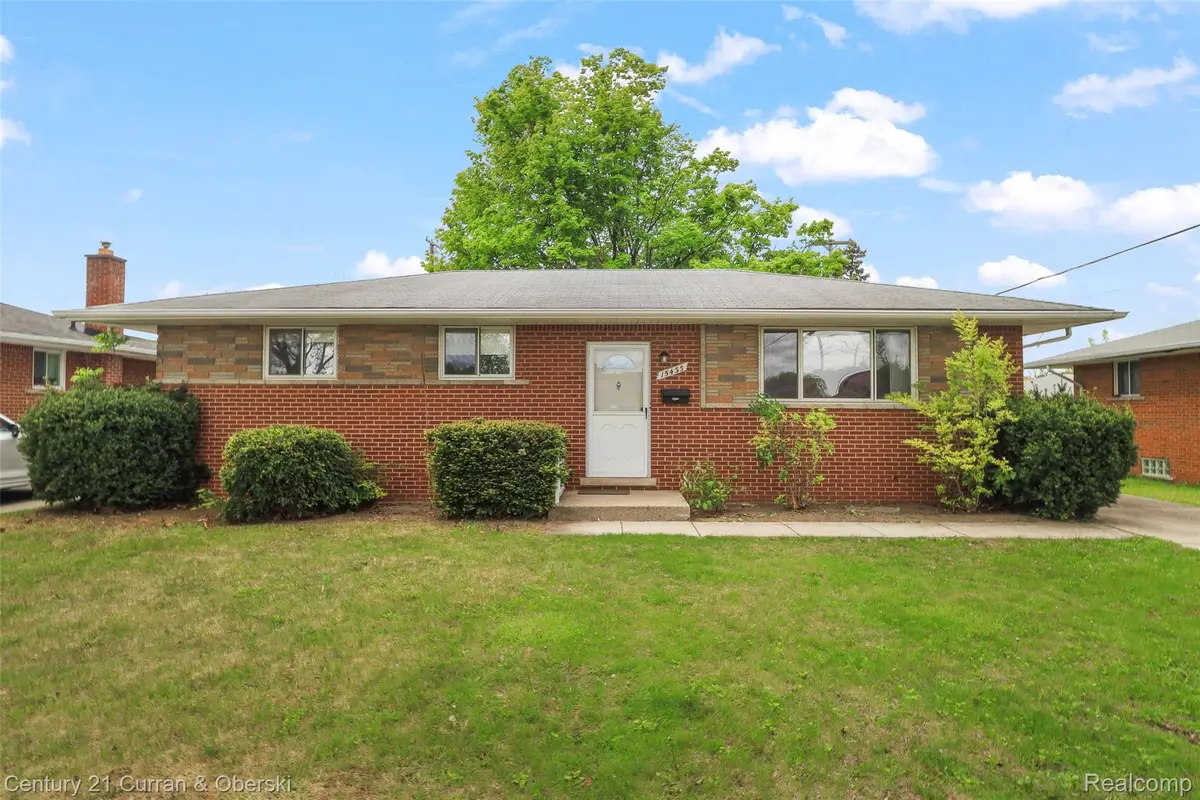 15435 Bainbridge Street, Livonia, MI 48154 - #1