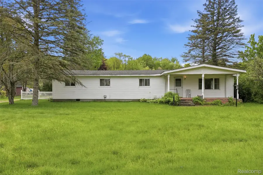 43625 Harris Road, Belleville, MI 48111 - #2