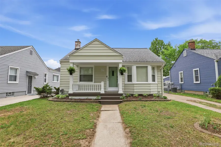 1319 Hoffman Avenue, Royal Oak, MI 48067 - #2