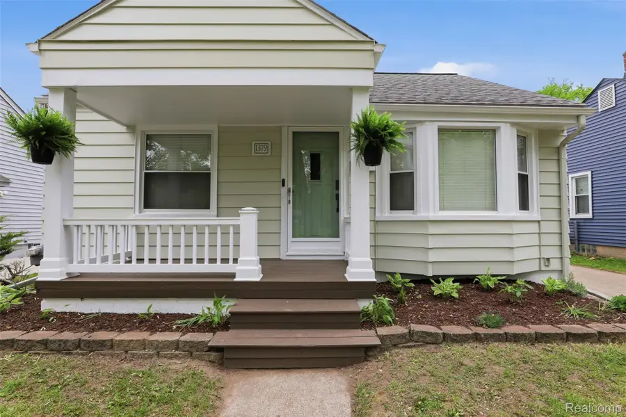 1319 Hoffman Avenue, Royal Oak, MI 48067 - #3
