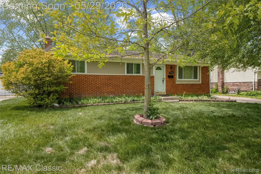 15586 Oakbrook Street, Romulus, MI 48174 - #2