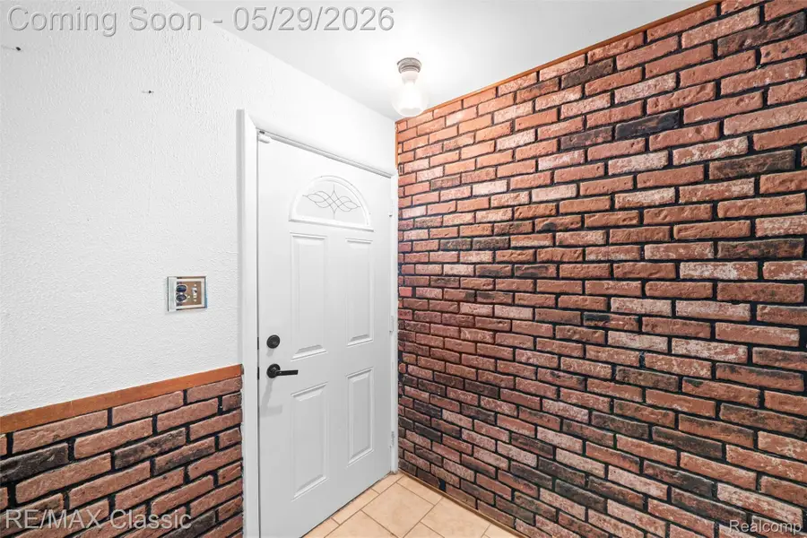15586 Oakbrook Street, Romulus, MI 48174 - #3