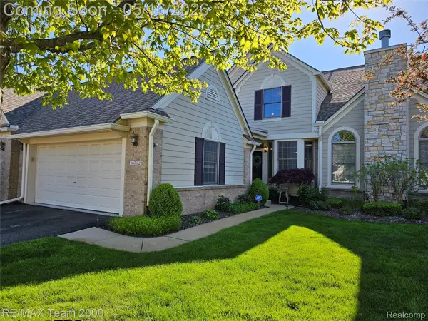 16792 Lyonhurst Circle, Northville, MI 48168