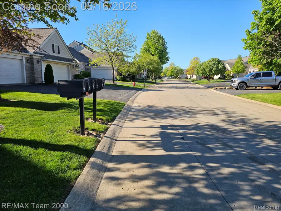16792 Lyonhurst Circle, Northville, MI 48168 - #2