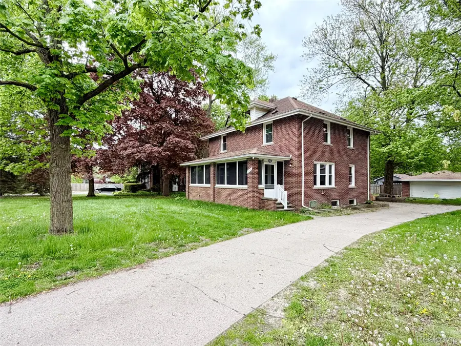 1331 South Boulevard W, Troy, MI 48098 - #3