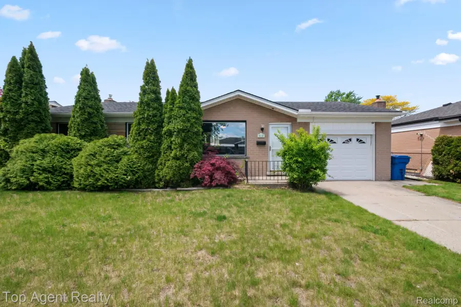 29639 Malvina Drive, Warren, MI 48088 - #2