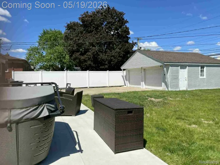 34946 Elmira Street, Livonia, MI 48150 - #2