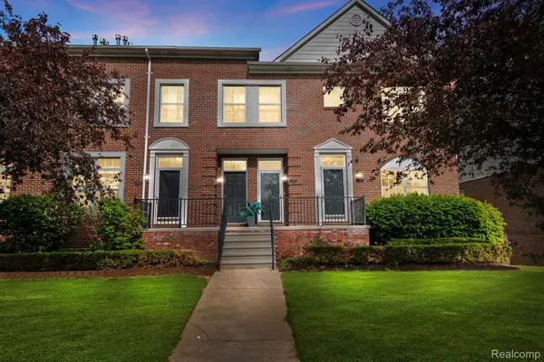 43127 Strand Drive, SterlingHeights, MI 48313