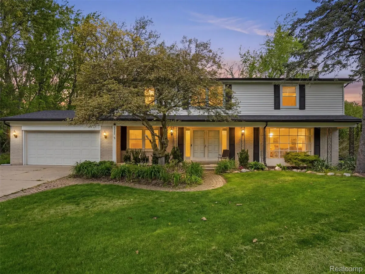 37296 Maple Leaf Court, Clinton Township, MI 48036 - #1