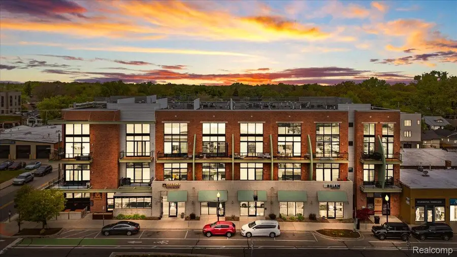 211 E 9 Mile Road #206, Ferndale, MI 48220 - #2