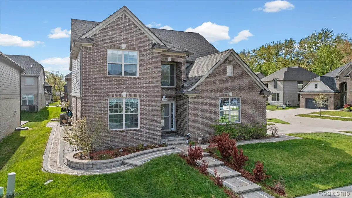3559 Birchmount Drive, Troy, MI 48083 - #1