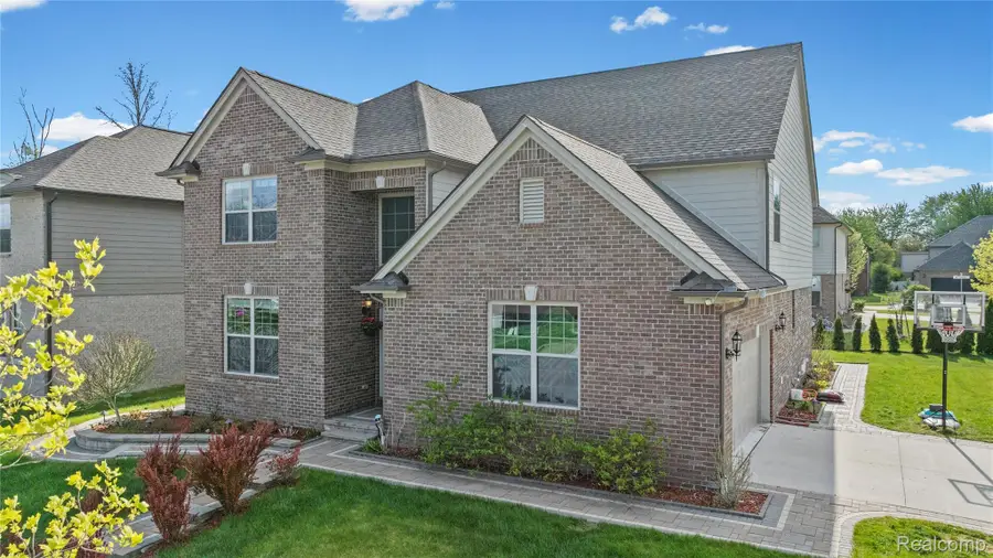 3559 Birchmount Drive, Troy, MI 48083 - #3
