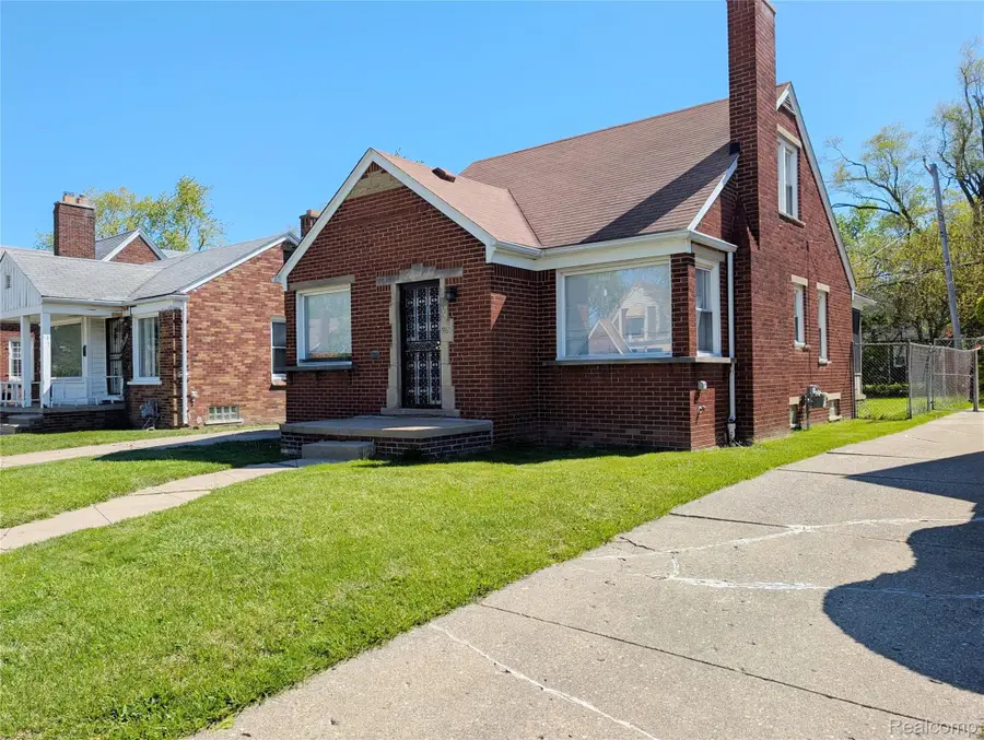 19160 Freeland Street, Detroit, MI 48235 - #2