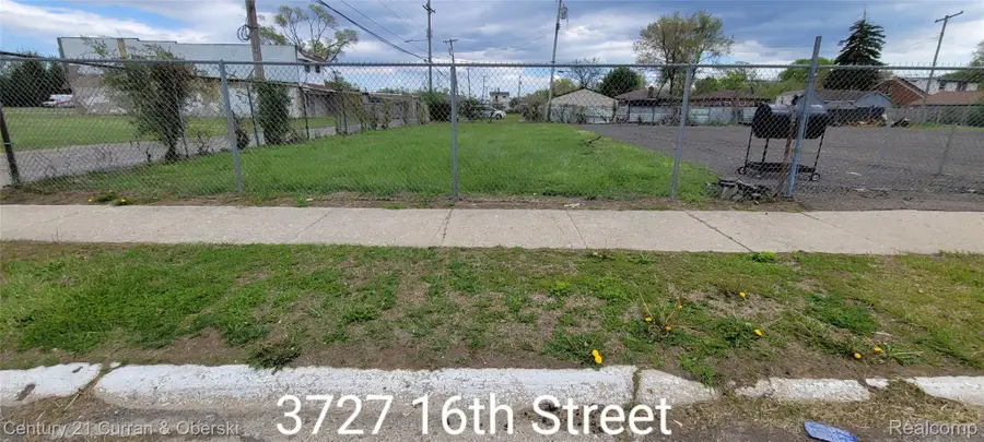 3727 16th Street, Ecorse, MI 48229 - #2