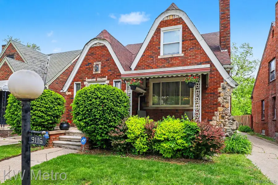 9116 Meyers Road, Detroit, MI 48228 - #3