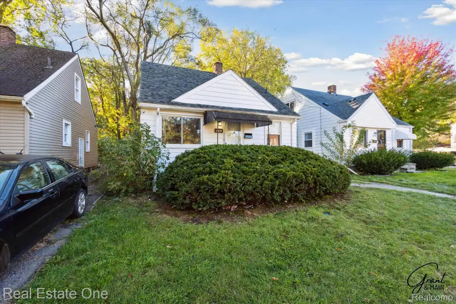 19439 W Chicago Street, Detroit, MI 48228 - #2