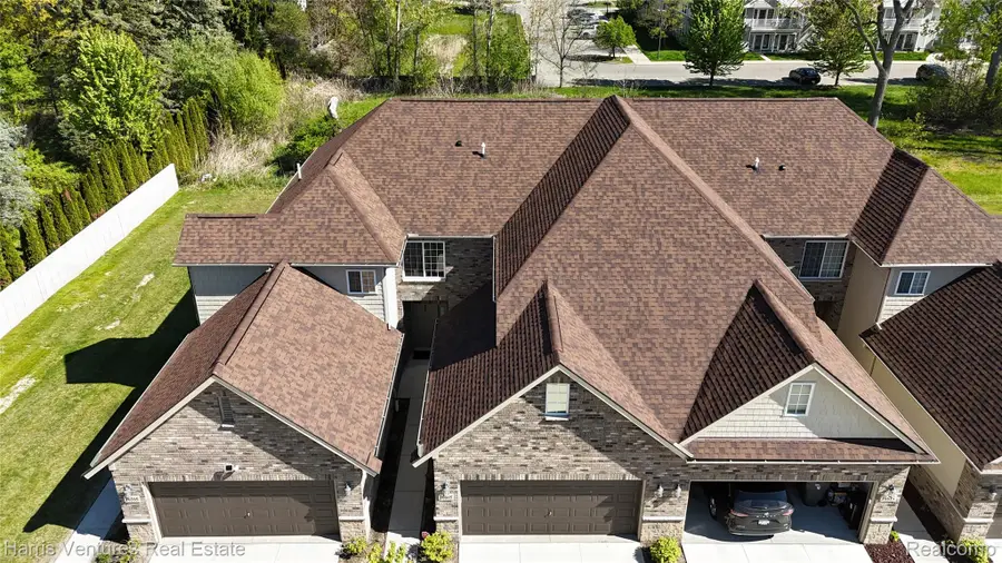 16605 Savor Lane, Clinton Township, MI 48035 - #3
