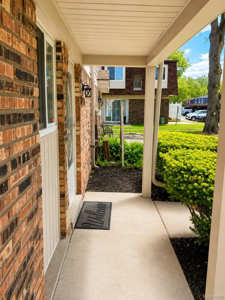 15814 Dupage Boulevard, Taylor, MI 48180 - #3