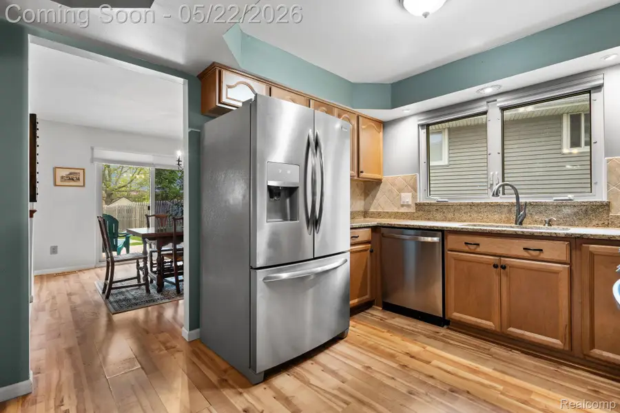 44089 Harsdale Drive, Canton, MI 48187 - #2