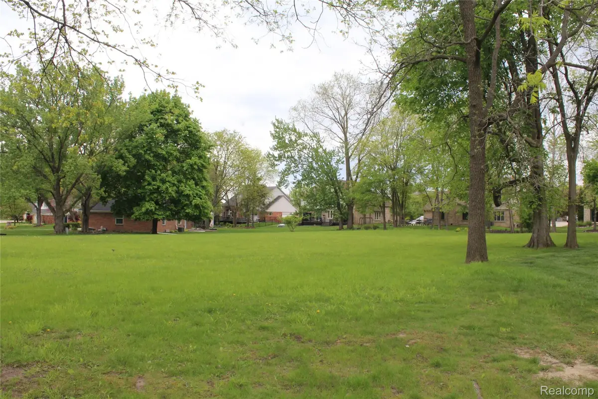 22335 Diamond Court, Farmington Hills, MI 48335 - #1