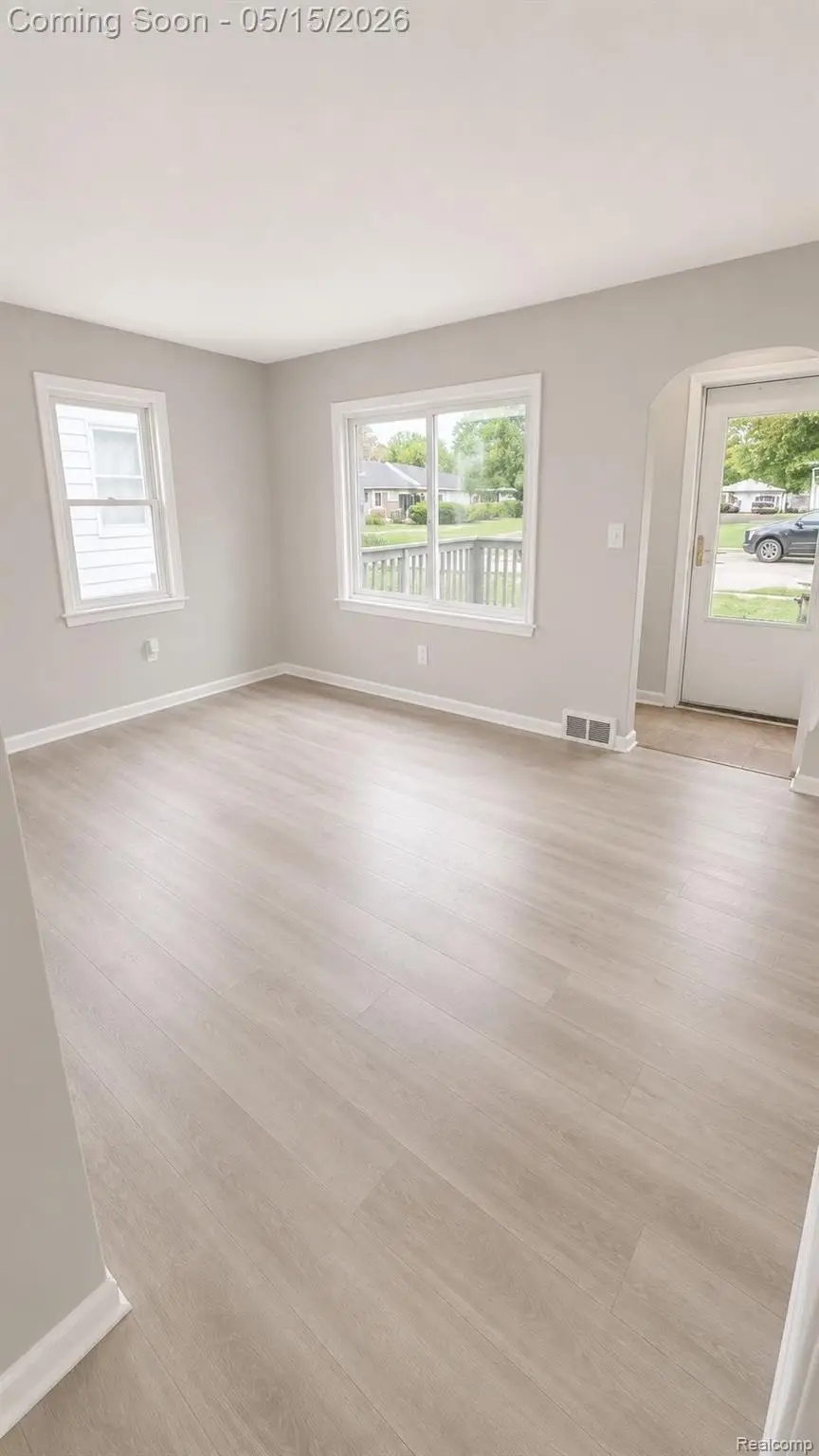 29022 John Hauk Street, Garden City, MI 48135 - #3