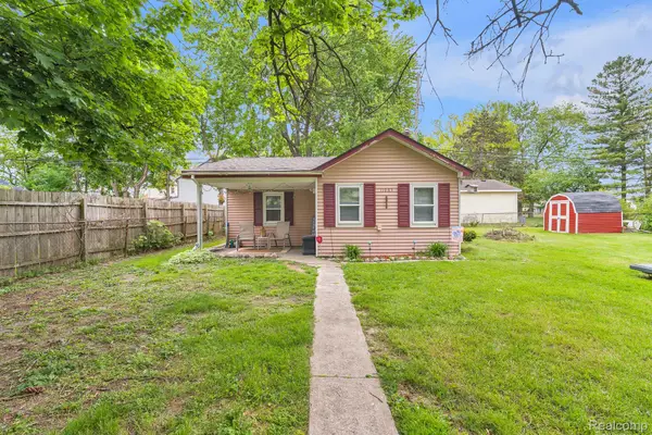 11063 Jackson Street, Taylor, MI 48180