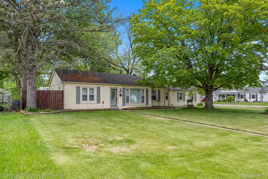 1843 Lathers Street, Garden City, MI 48135 - #3
