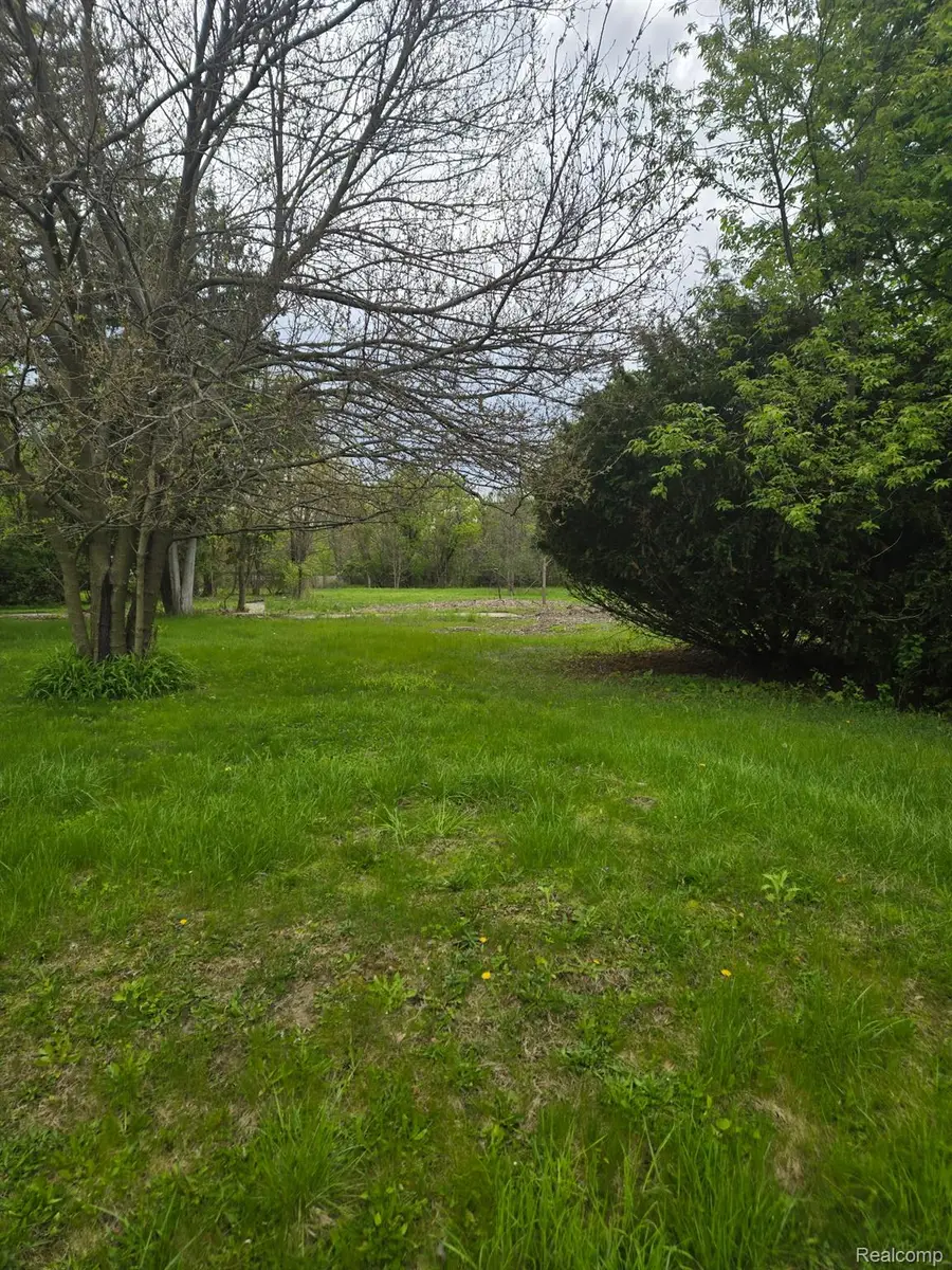 V/L Glendale Avenue, Burton, MI 48509 - #2