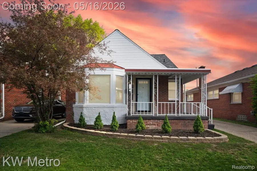 654 Kings Highway, Lincoln Park, MI 48146 - #2