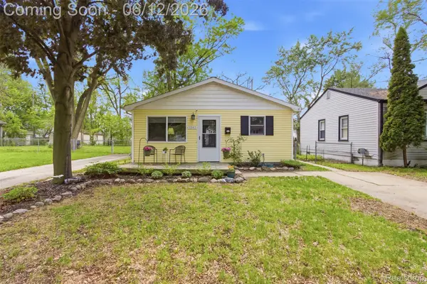 1202 E Elza Avenue, HazelPark, MI 48030