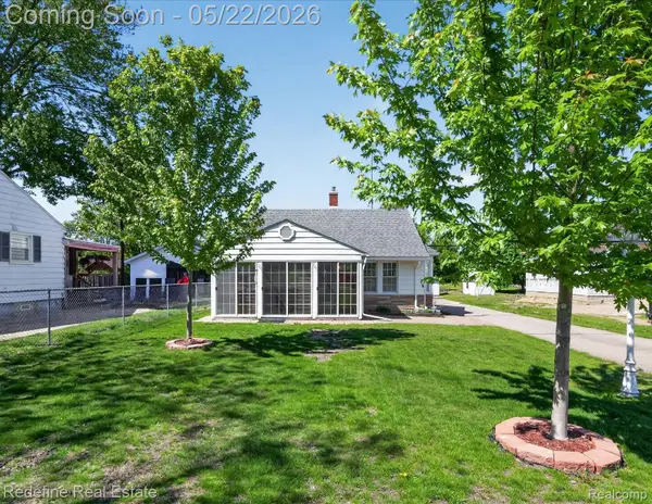3207 Waukegan Street, AuburnHills, MI 48326
