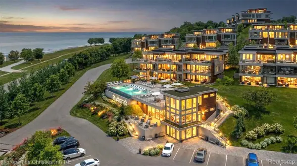 3575 Charlevoix Avenue #29, Petoskey, MI 49770