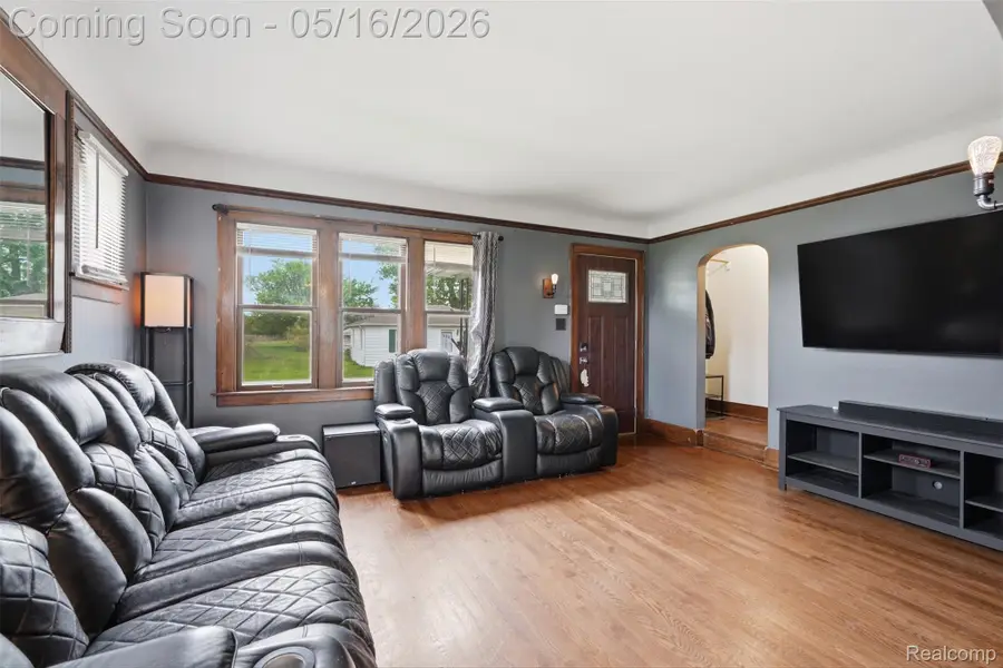 221 Bondie Street, Wyandotte, MI 48192 - #3