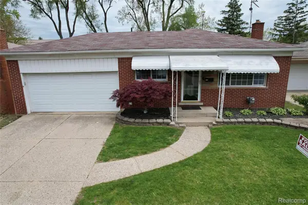 26676 Richard Drive, Warren, MI 48089