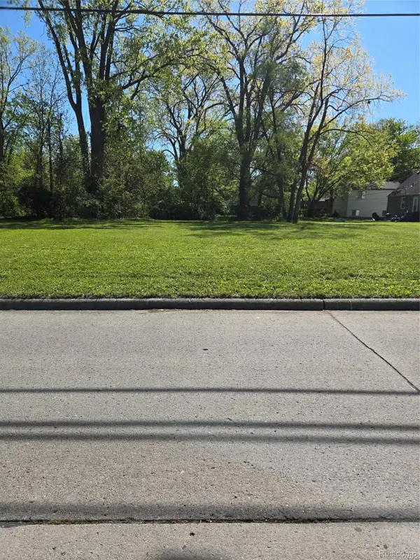 5133 Admiral Street, Westland, MI 48186