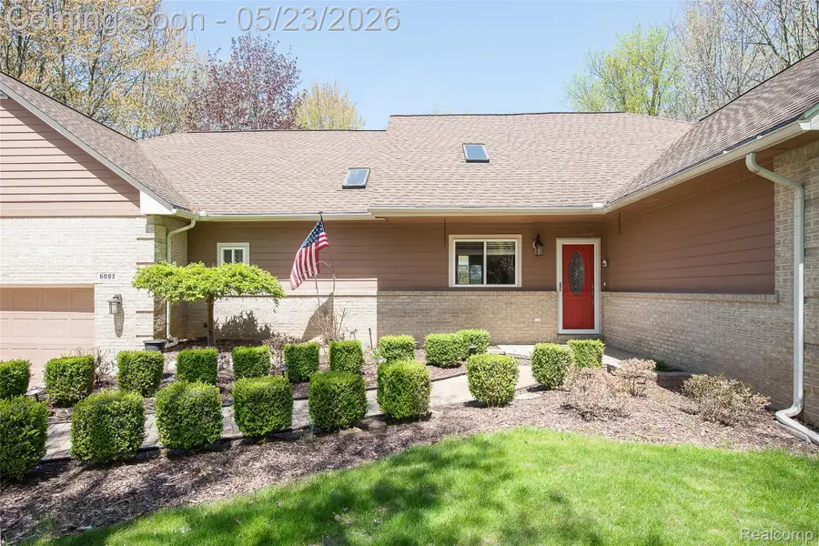 6093 Rosewood Parkway, White Lake, MI 48383 - #2