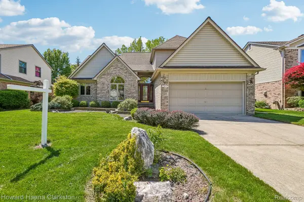19618 Shorecrest Drive, ClintonTownship, MI 48038