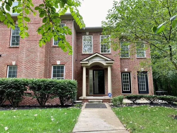 251 S Village Way #21, Canton, MI 48188
